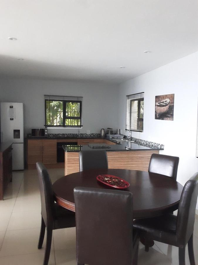 Thatch View Hartbeespoort Εξωτερικό φωτογραφία