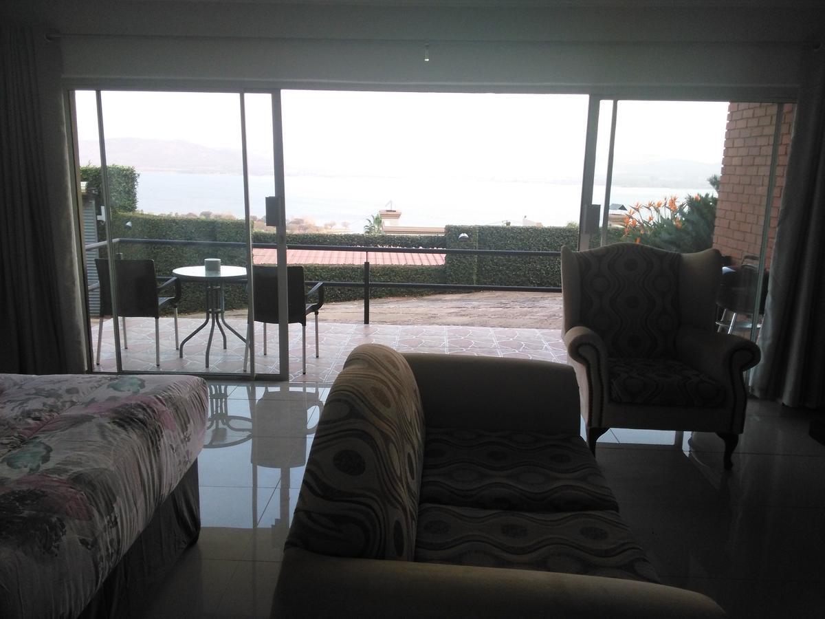 Thatch View Hartbeespoort Εξωτερικό φωτογραφία
